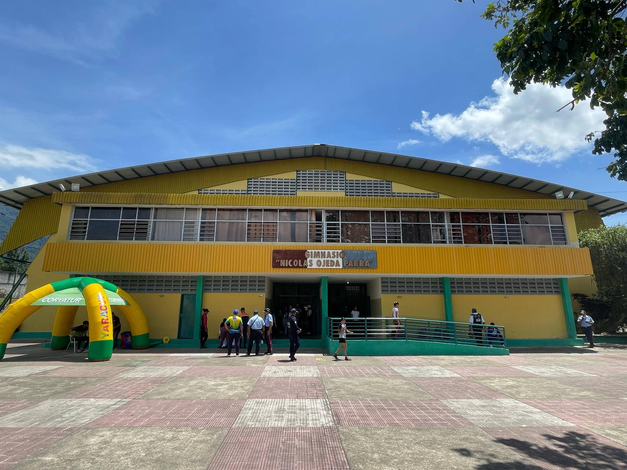 Foto de Gimnasio Nicolás Ojeda Parra