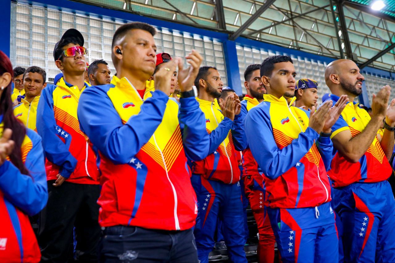 ATLETAS PARAPANAMERICANOS RECIBEN PROGRAMA DE BECAS SIMÓN BOLÍVAR
