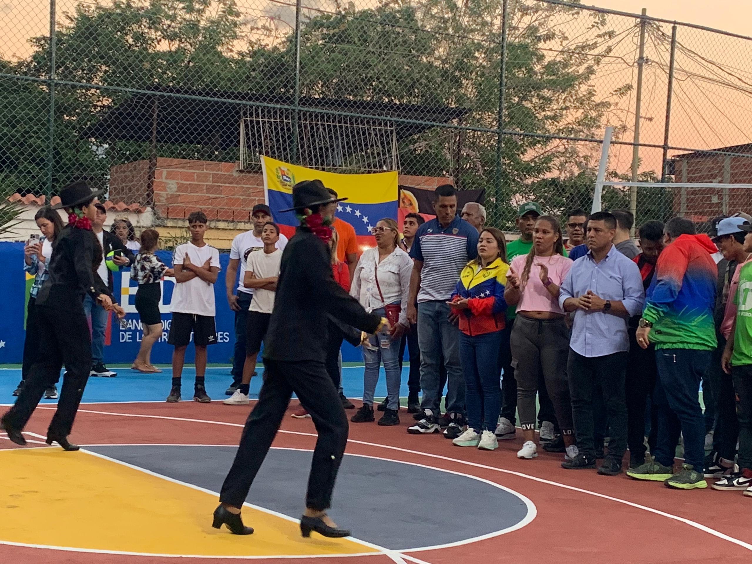 Guarenas renace con la reinauguración de la Cancha Azul 5 Estrellas