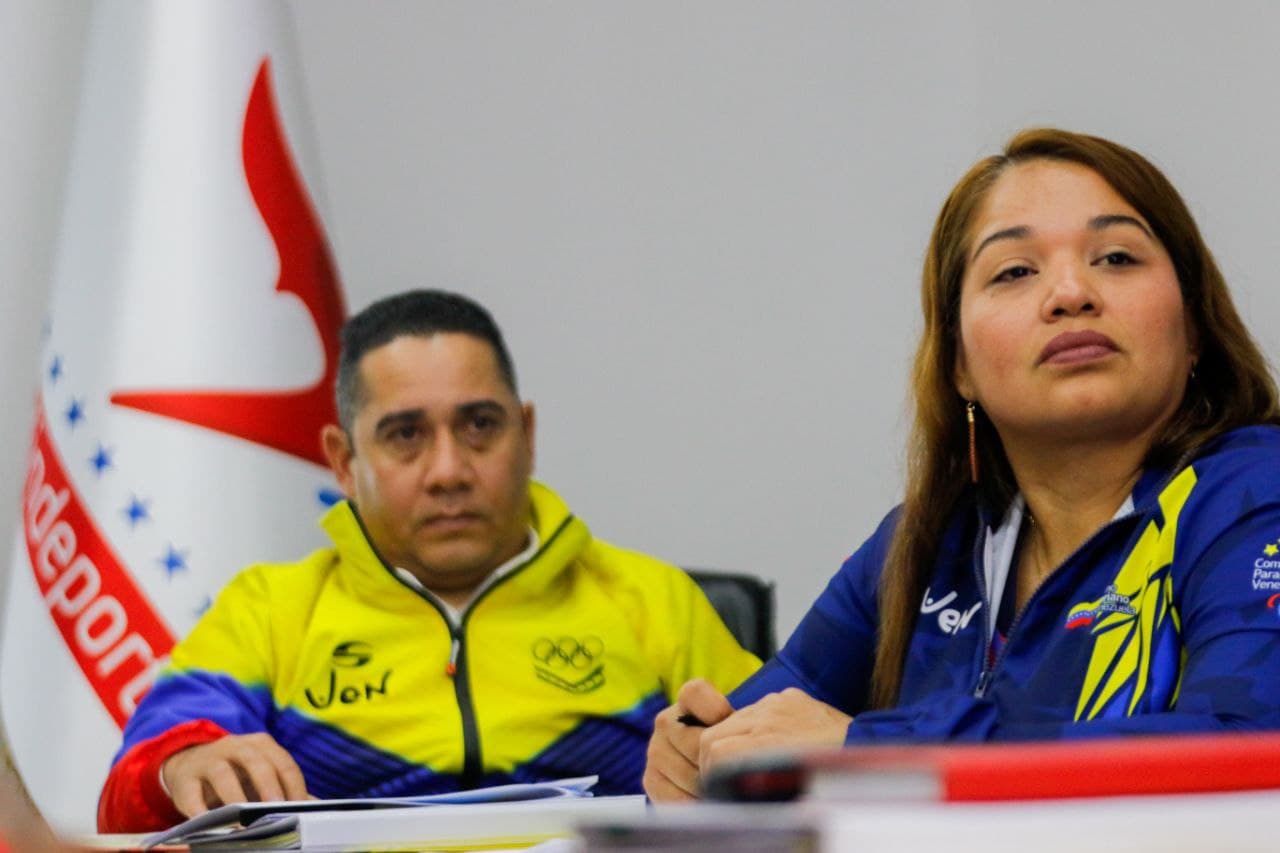 Diplomado fortalece gerencia deportiva