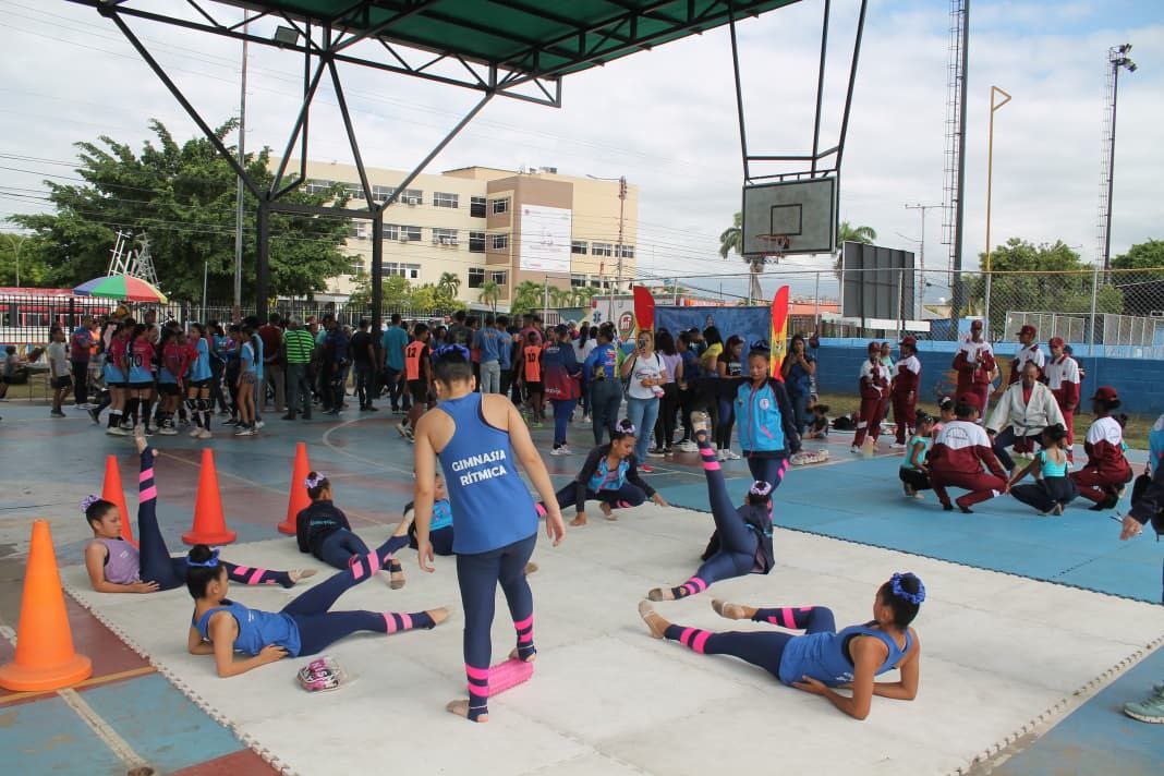 Aragua arrancó la fiesta del deporte comunal