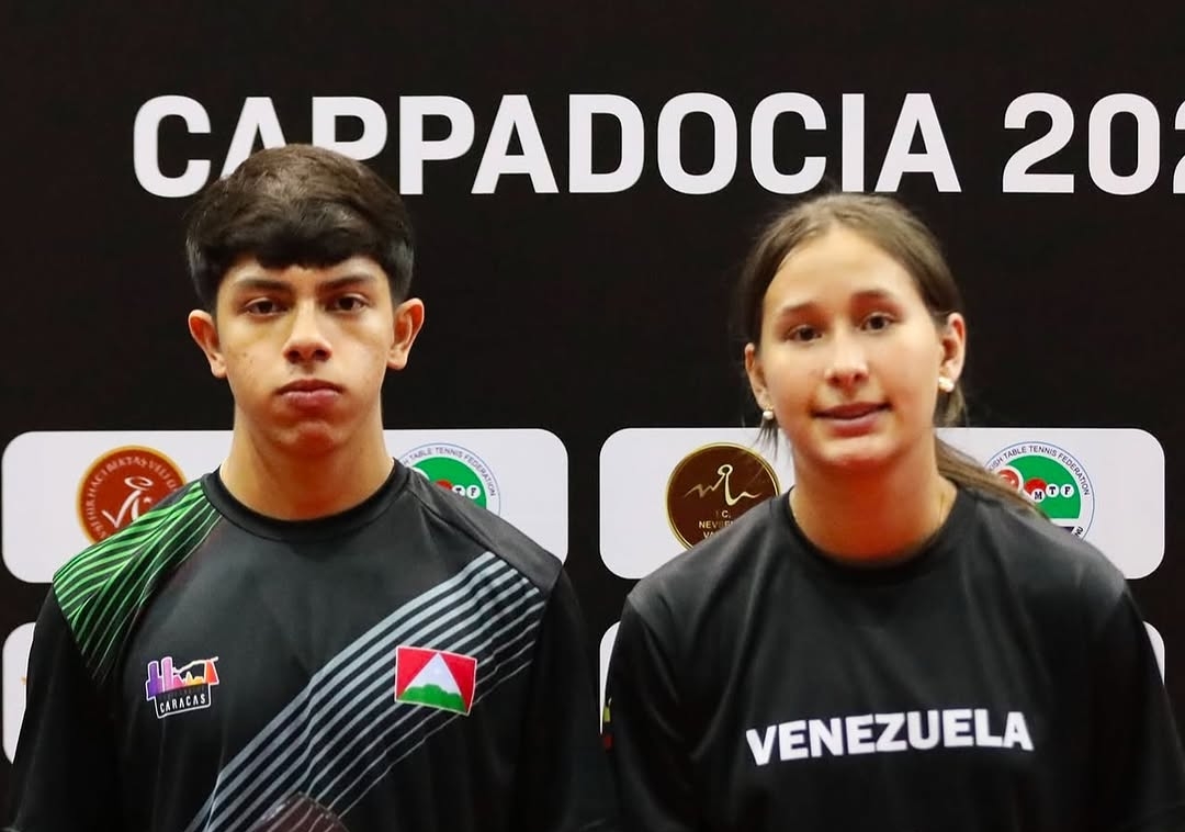Dupla mixta a un paso del título
