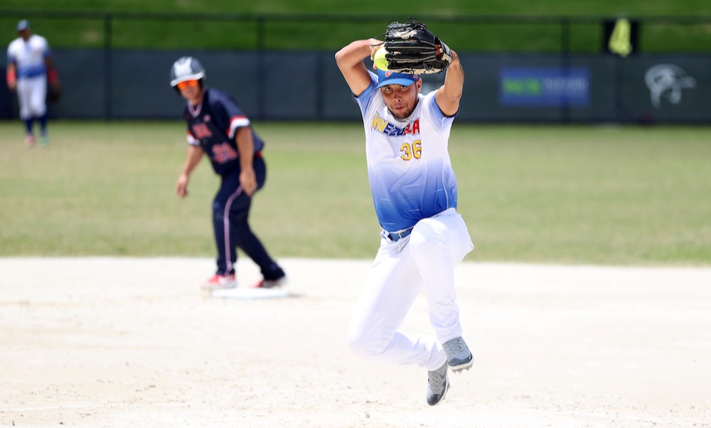 Softbol masculino busca cupo al Mundial sub-23