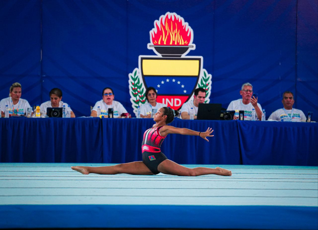 Caracas obtiene primer oro en gimnasia rítmica