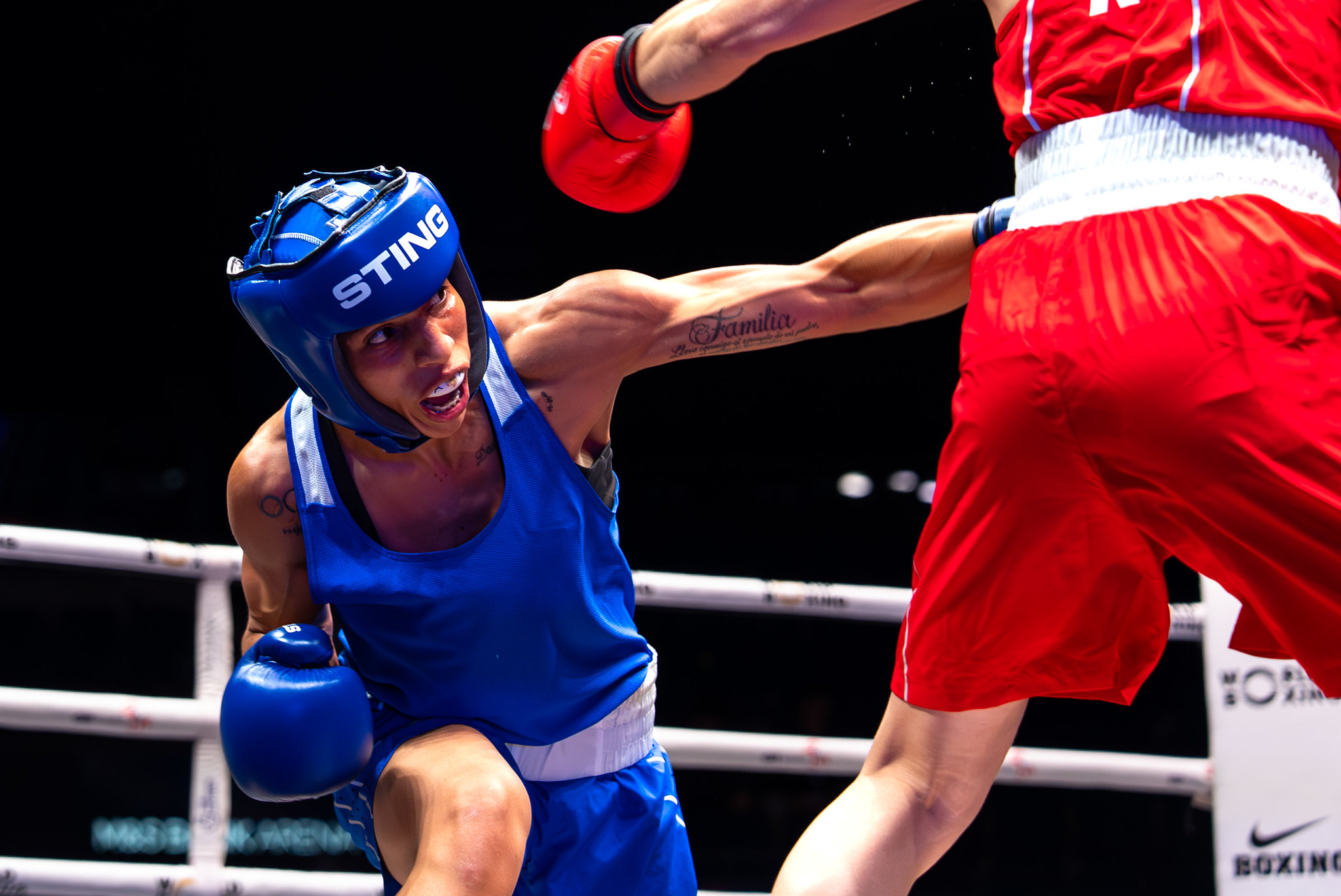 Boxeadoras avanzan en el Mundial de Liverpool