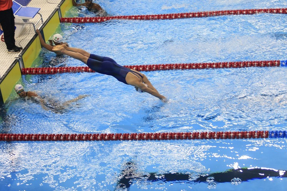 María Yegres batalló por oro en 200 libres