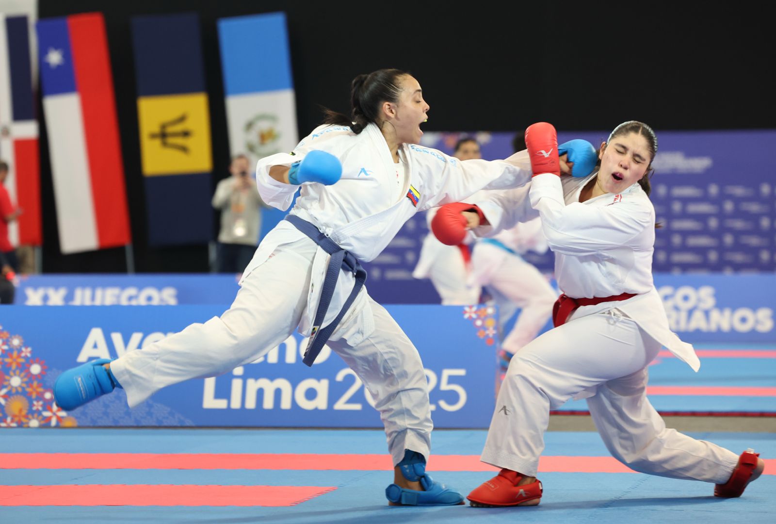 Karate conquistó trío de plata y una de bronce