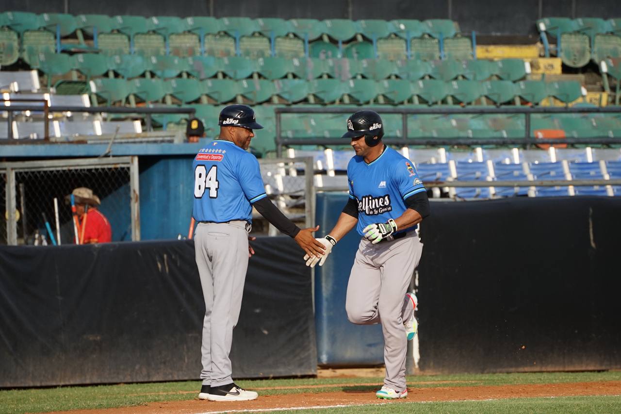 Delfines y Samanes a la final de la Liga