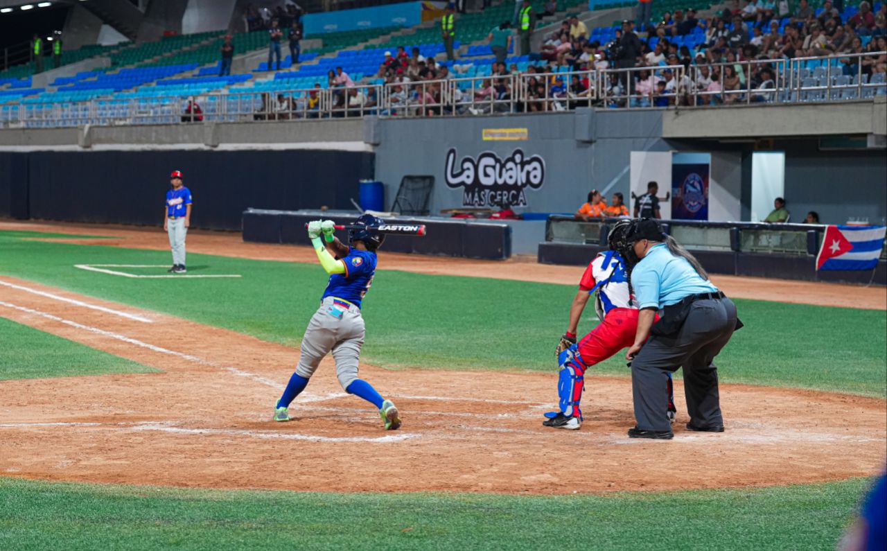 Triunfo por nocaut en debut Panamericano