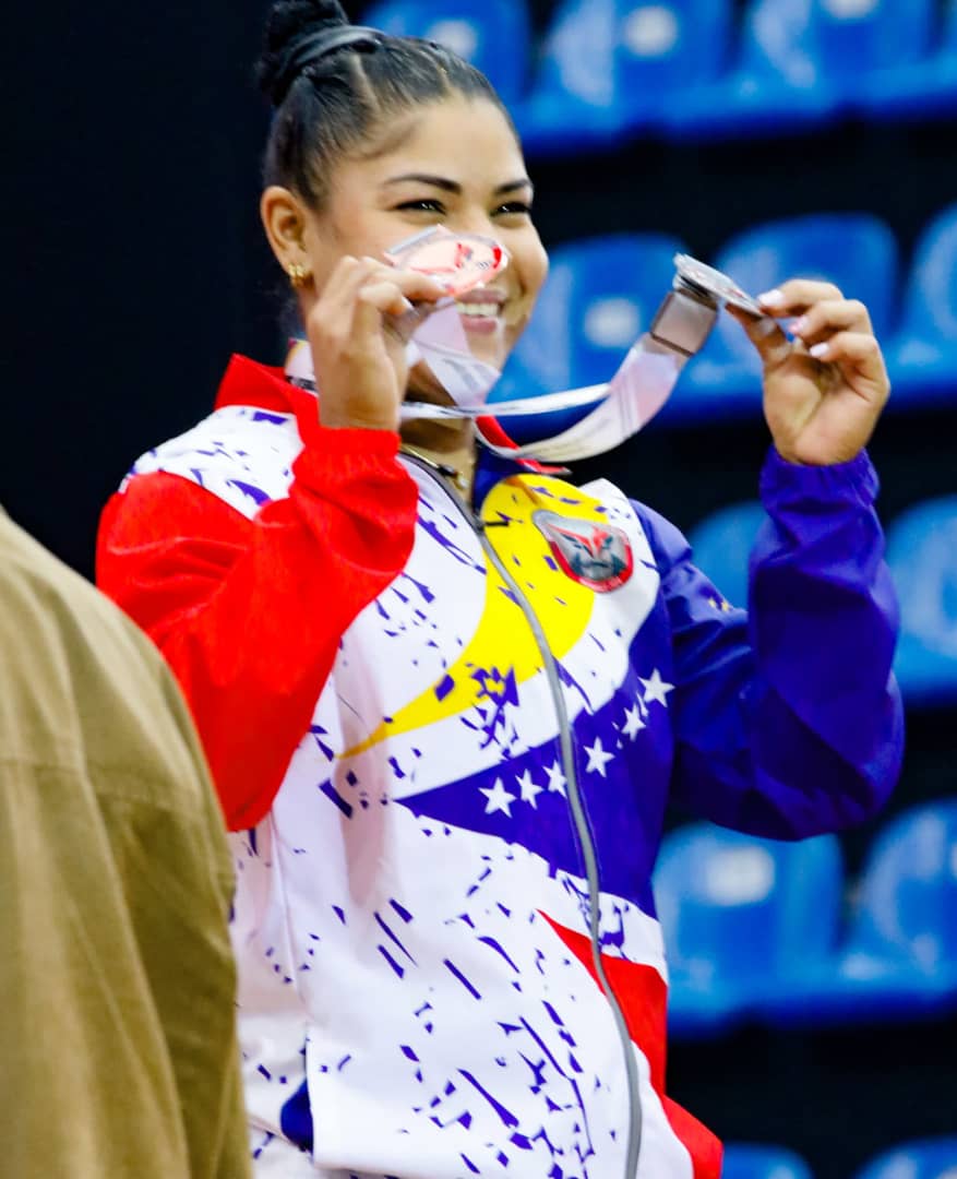 Plata y bronce para Laura Peinado