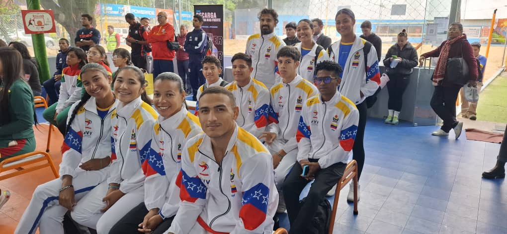 Venezuela va tras el oro en el Sudamericano U-23 de voleibol de playa.