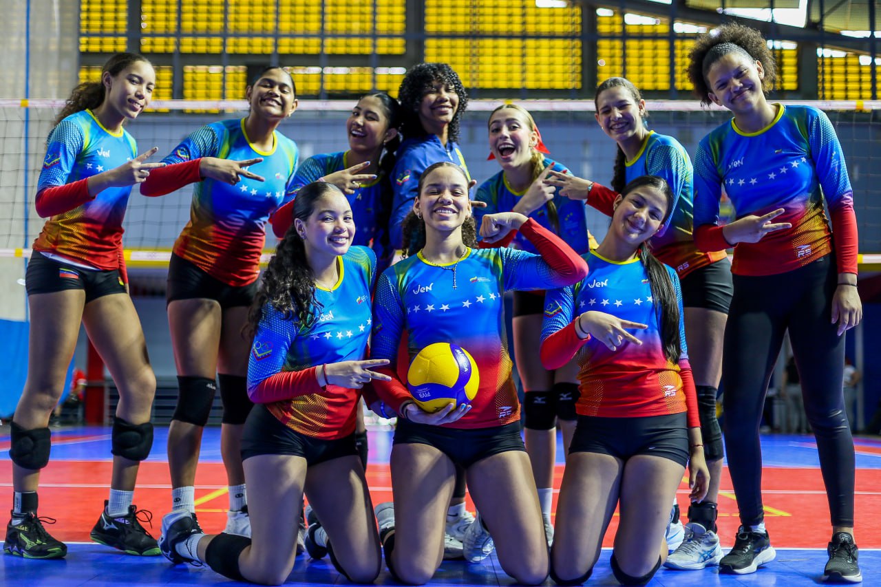 Voleibol escolar ajusta la maquinaria