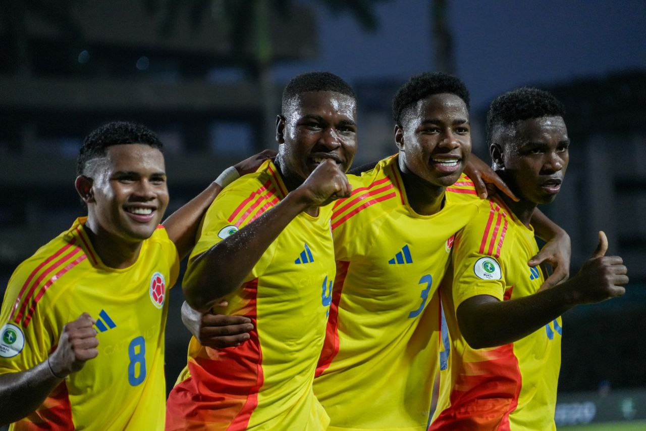 Bolivia domina el balón, pero Colombia se lleva el triunfo