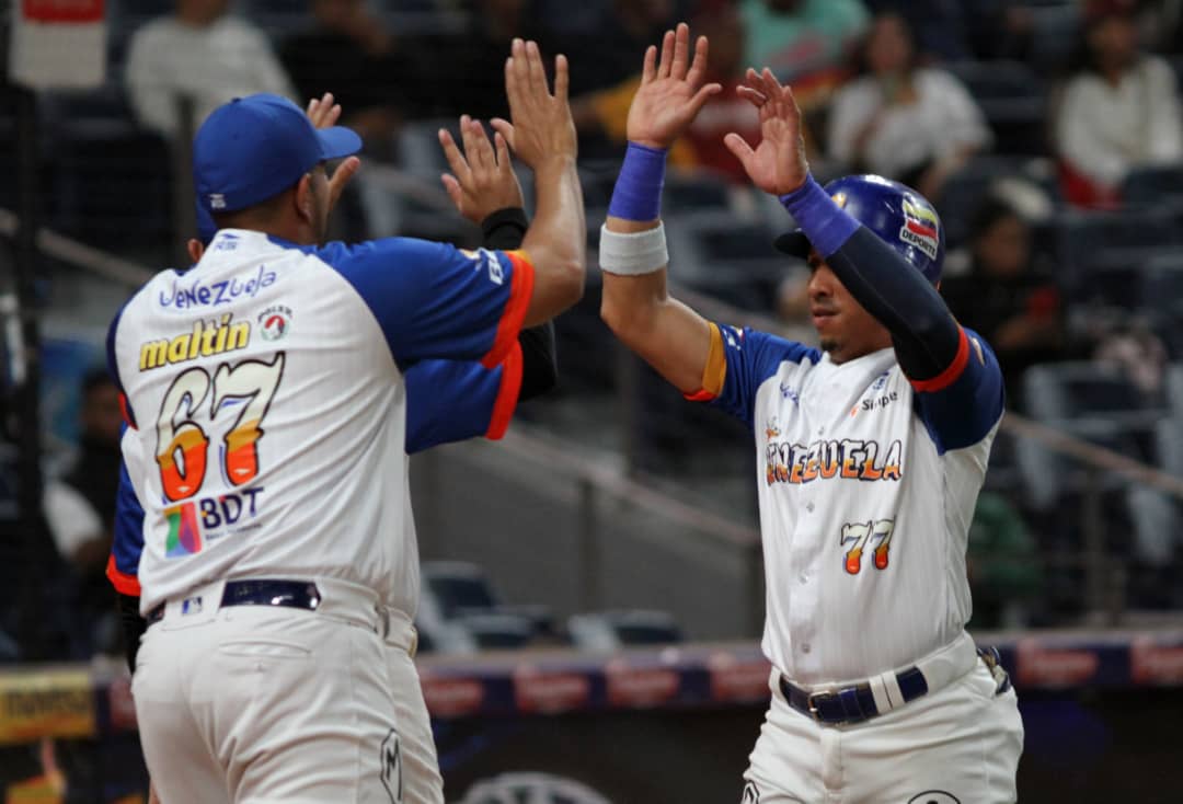 Primer triunfo venezolano en la Serie