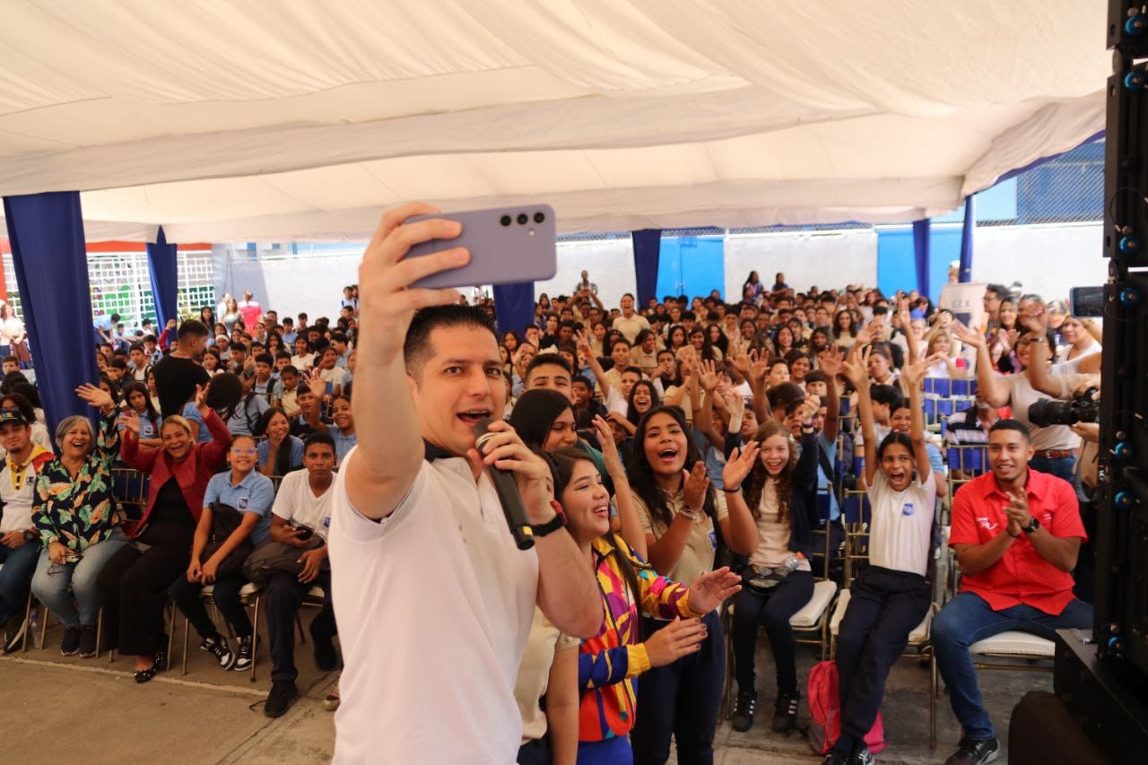 Plan “Escuela Segura” arrancó en Caracas