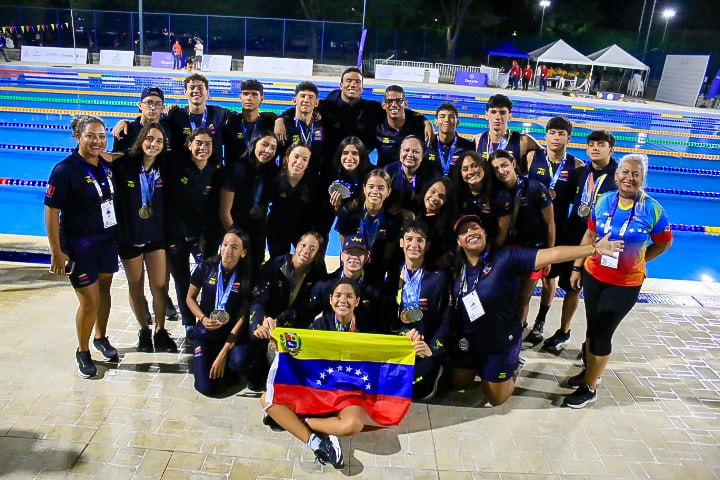 Natación se coronó en Córdoba con 57 medallas