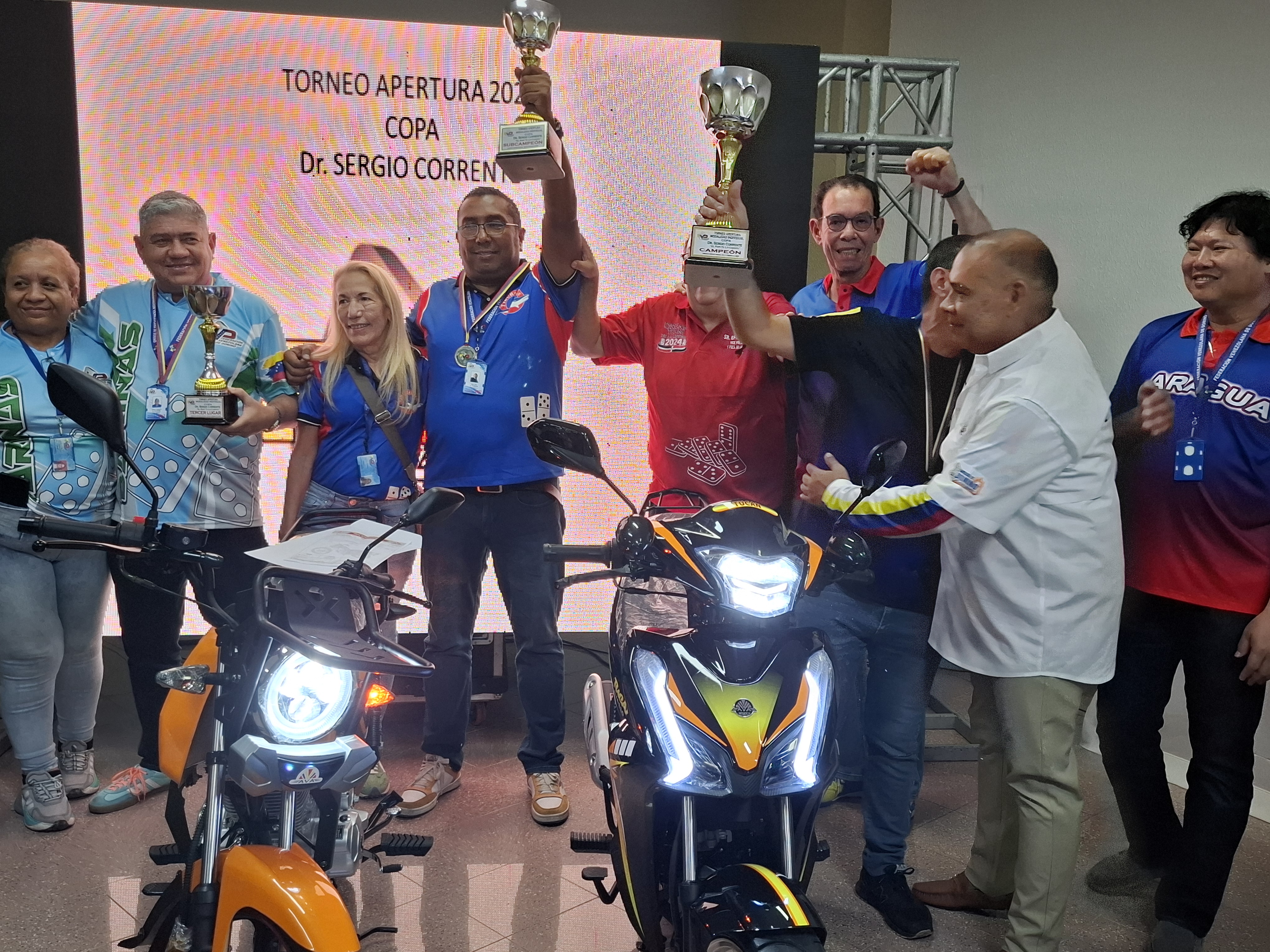 La gran fiesta nacional del dominó finaliza en Aragua
