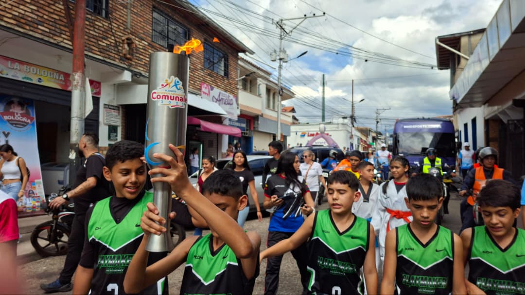 Fuego Patrio iluminó municipios tachirenses