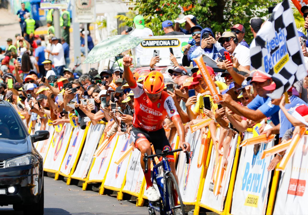 Mindeporte busca incrementar rendimiento del ciclismo en este 2025