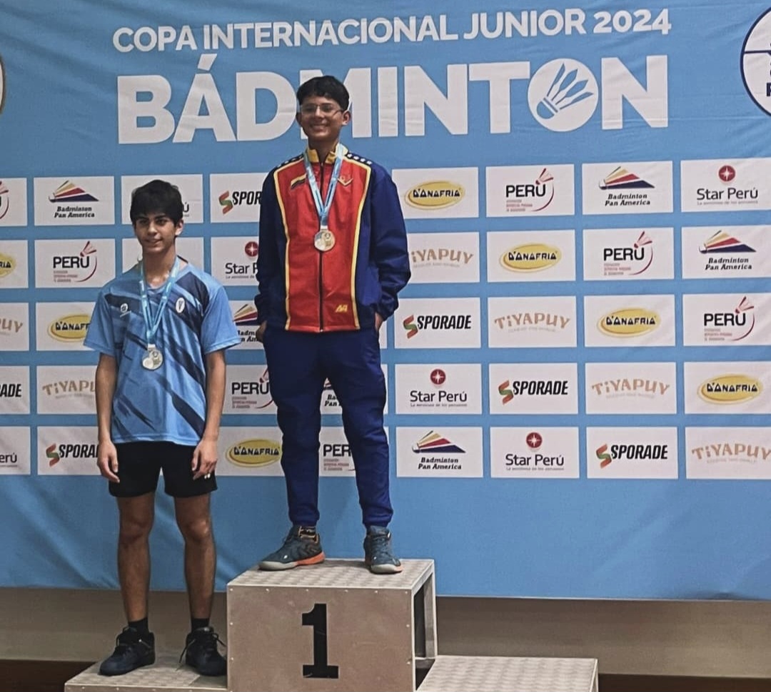 Luis Martínez se titula campeón en Perú
