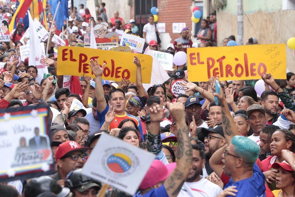 La parroquia La Vega se movilizó en contra del bloqueo