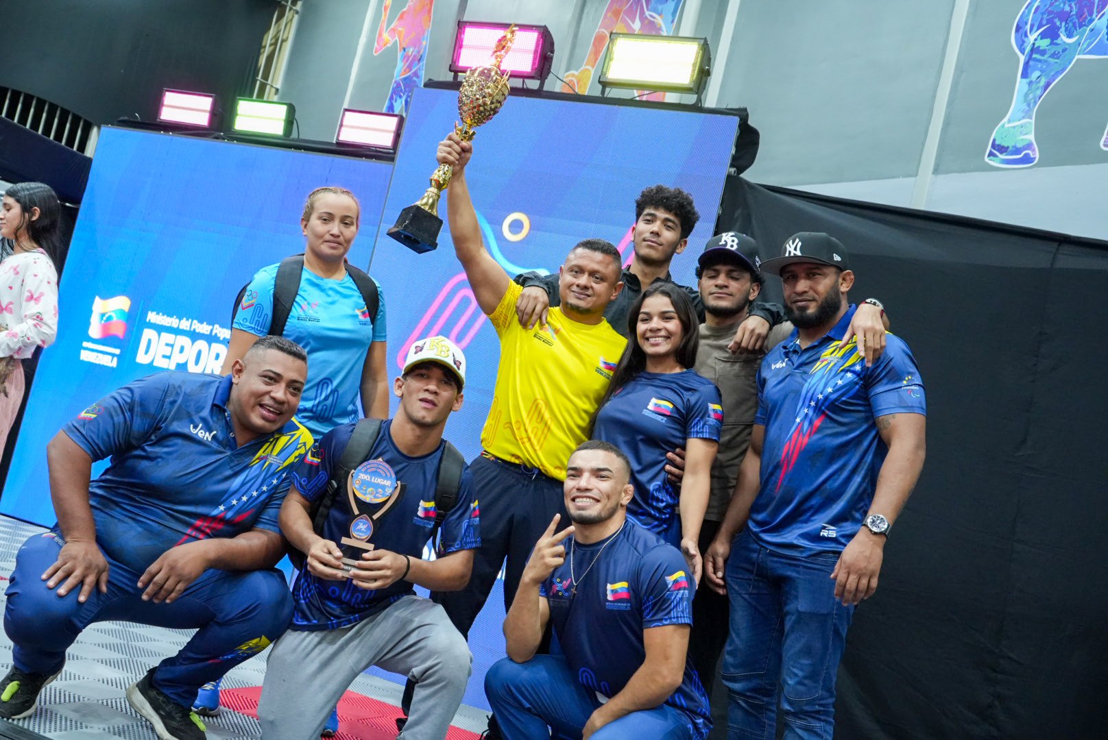 Gladiadores campeón de la Liga de Lucha