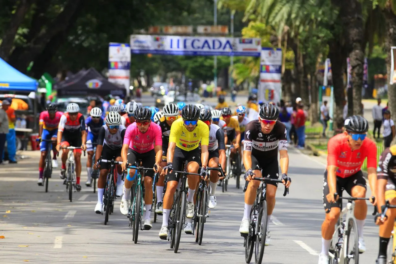 Vuelta a Venezuela busca nuevo campeón