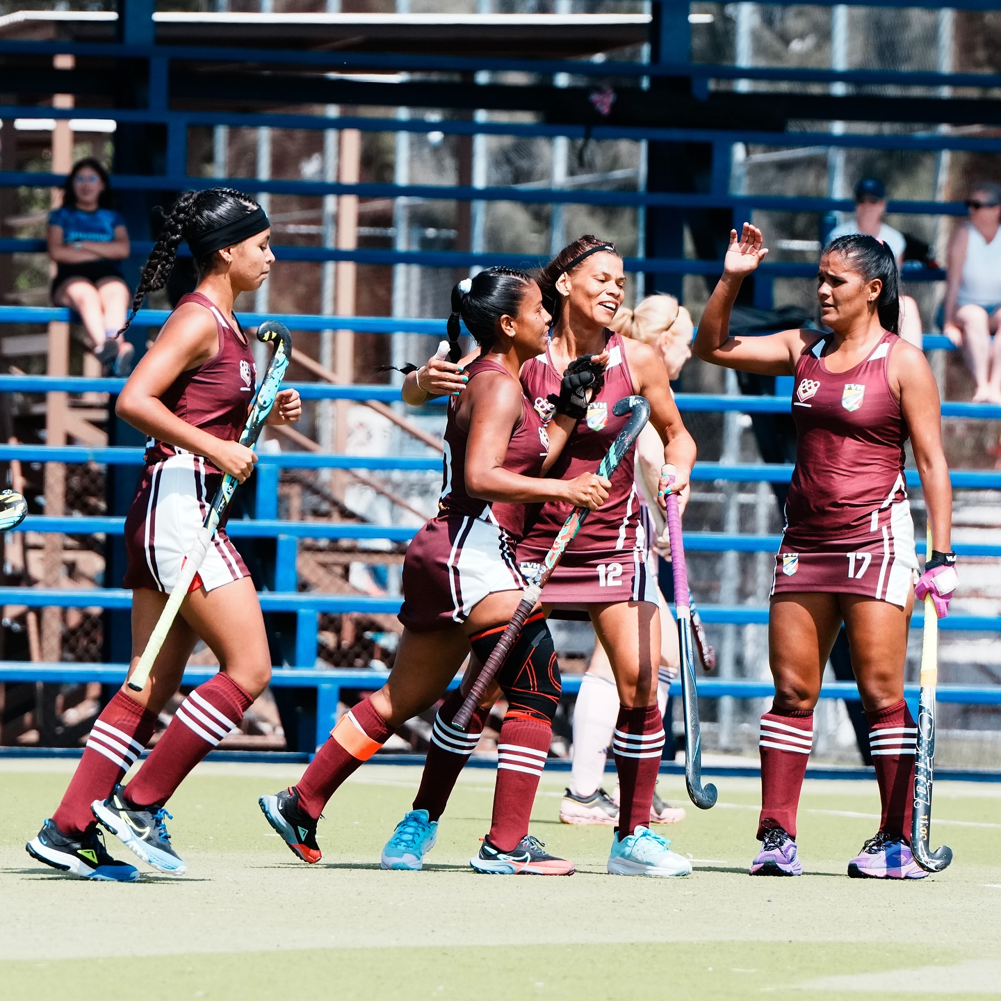 Hockey femenino clasificó a los CAC