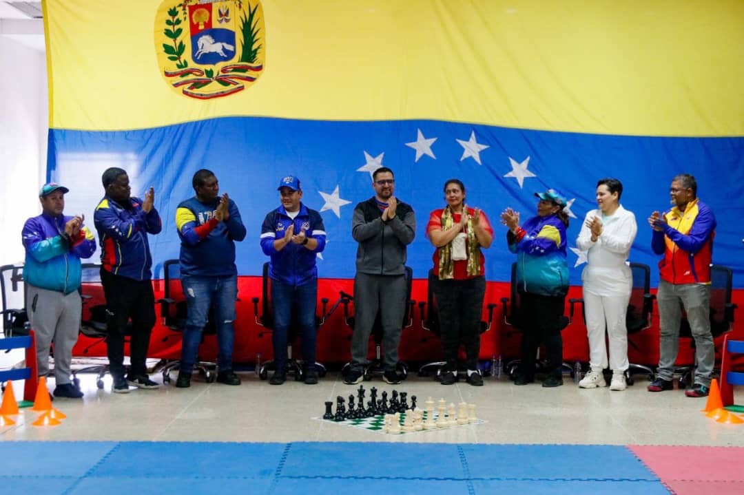 Deporte y educación se unen en la Unidad Educativa "Consuelo Navas Tovar"