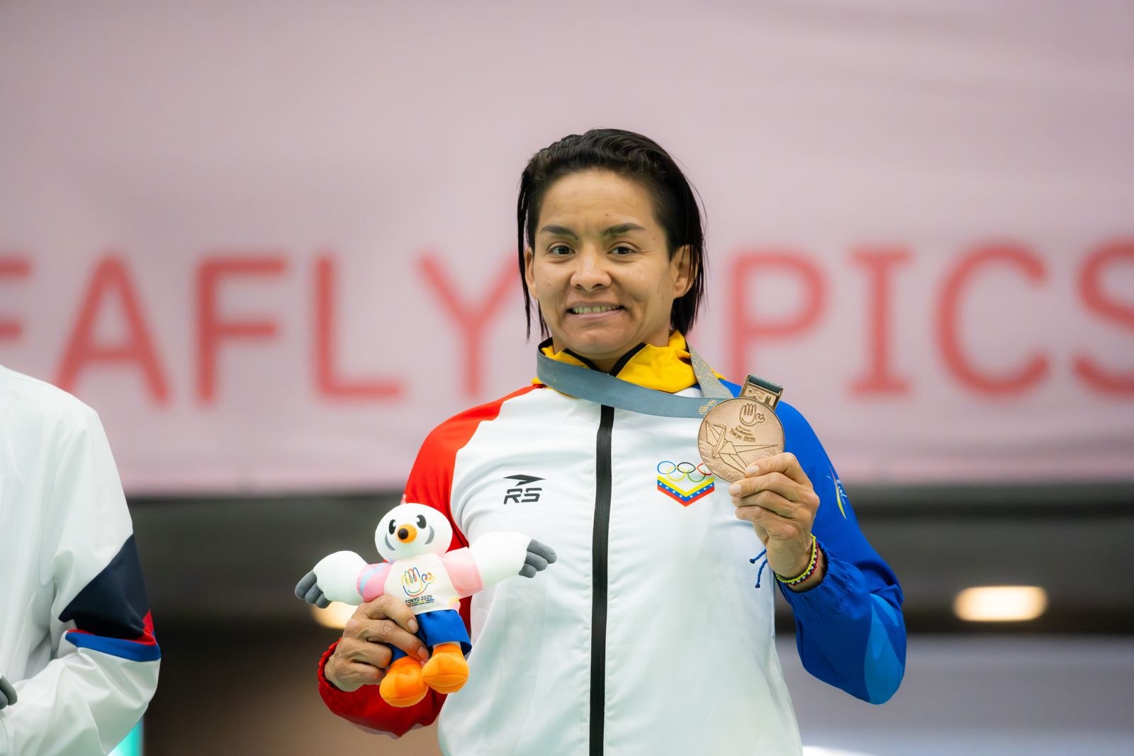 Mayerlyn honra con triunfos la pasión familiar