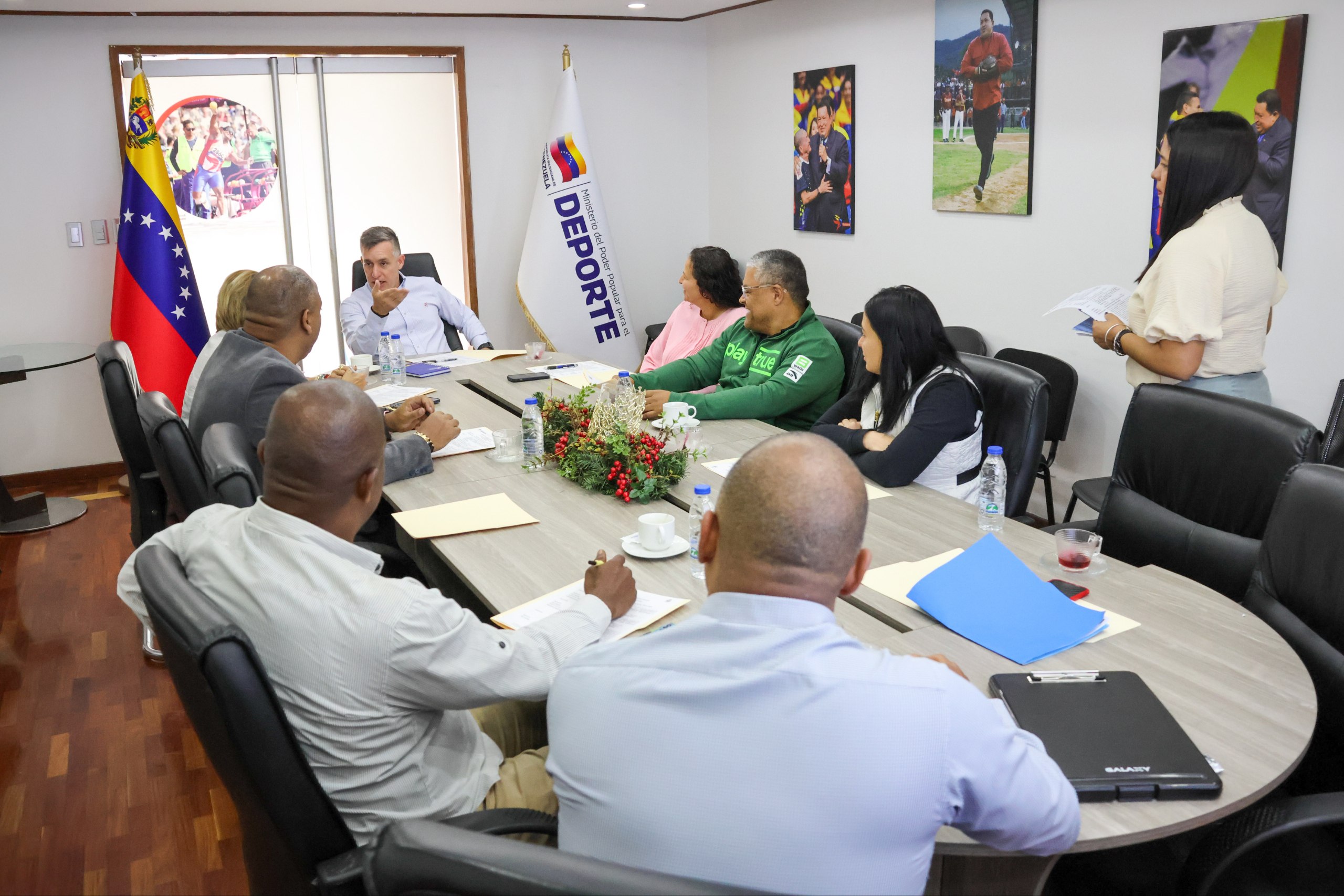 Pesas y remo reciben reconocimiento del IND