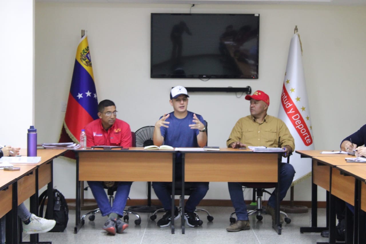 Vicepresidencia sectorial, social y territorial se adapta al 1X10X7