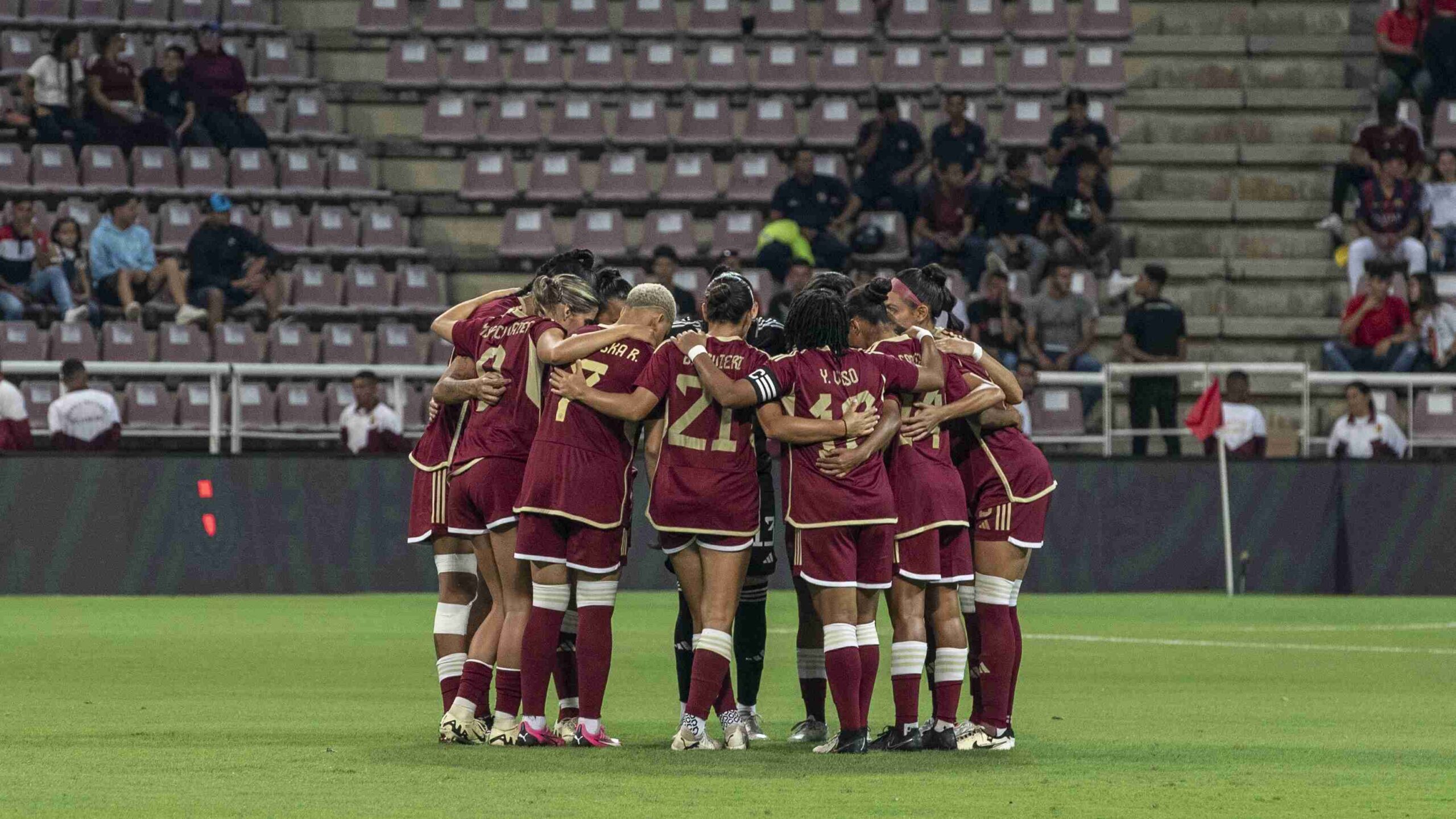 Selección femenina inicia camino al Mundial