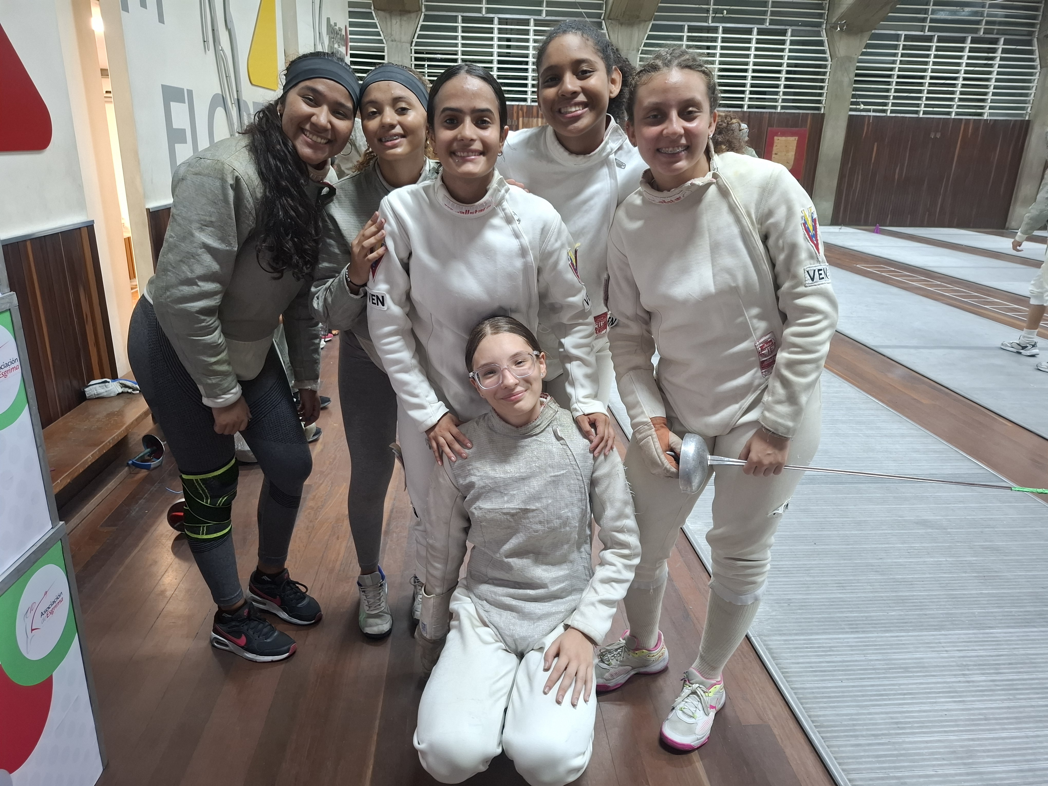 Esgrima caraqueña se prepara para los XXI Juegos Deportivos Nacionales