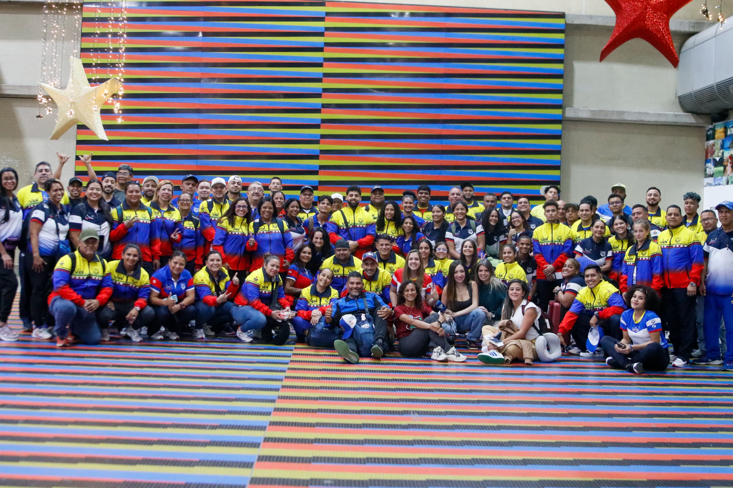 Primera avanzada venezolana partió a Perú