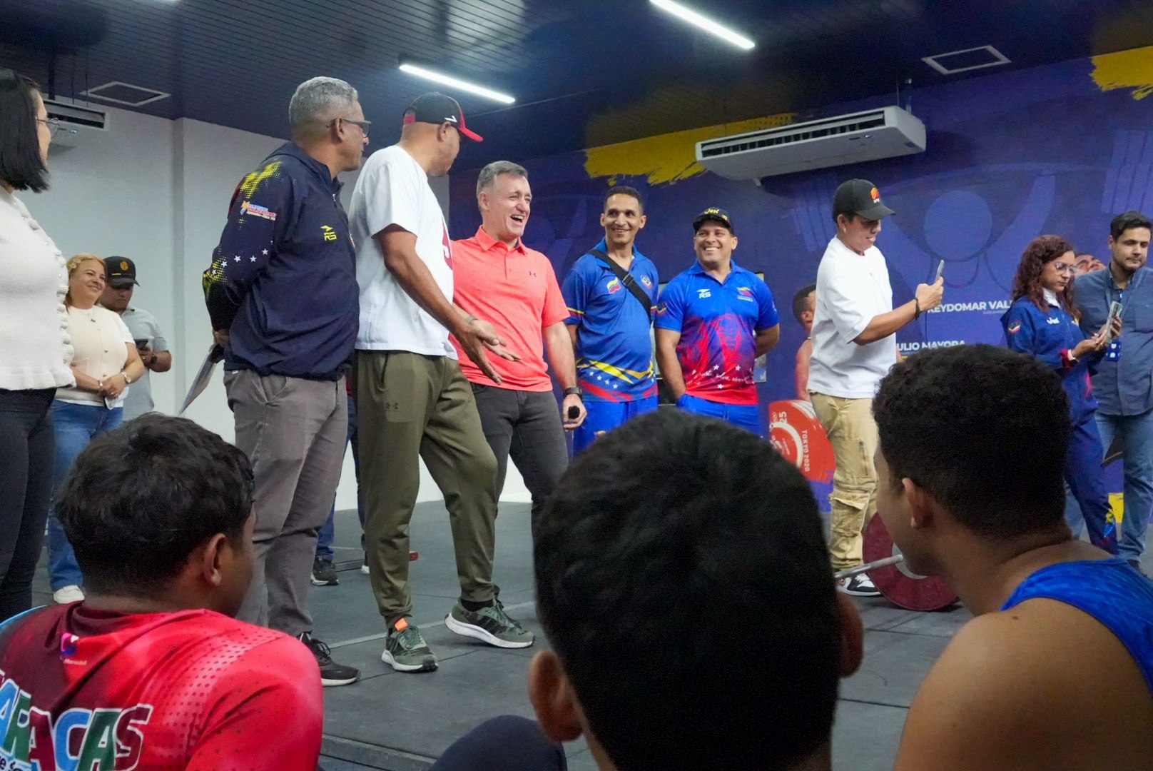Halterofilia juvenil a batallar en Panamá