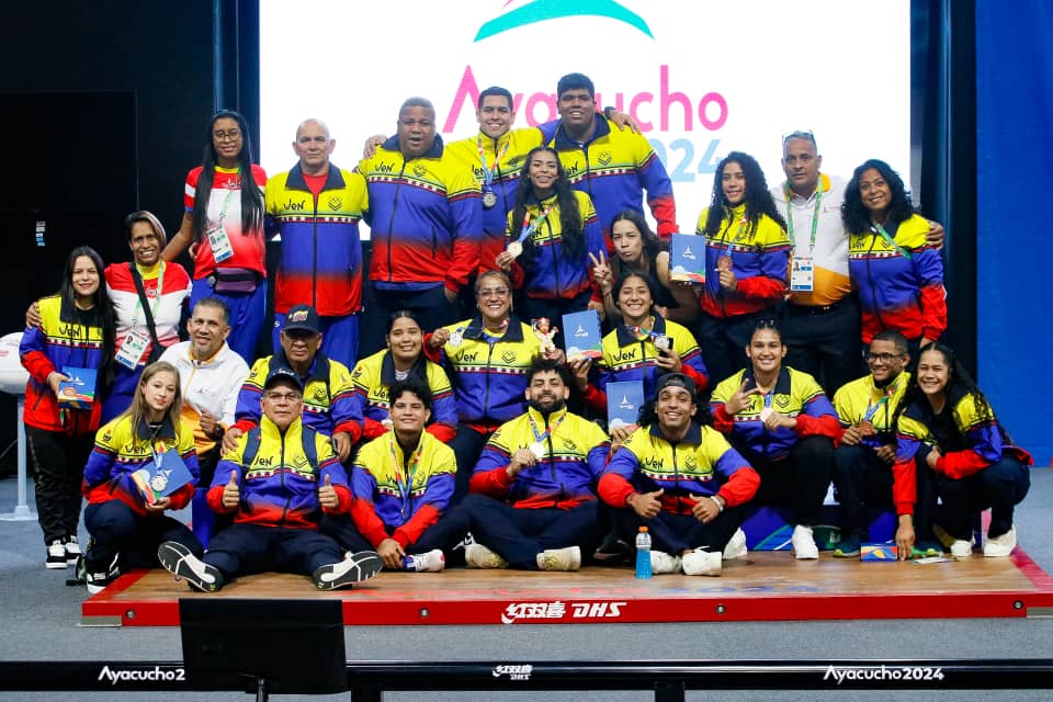 El levantamiento de pesas cerró con 16 medallas en Ayacucho 2024