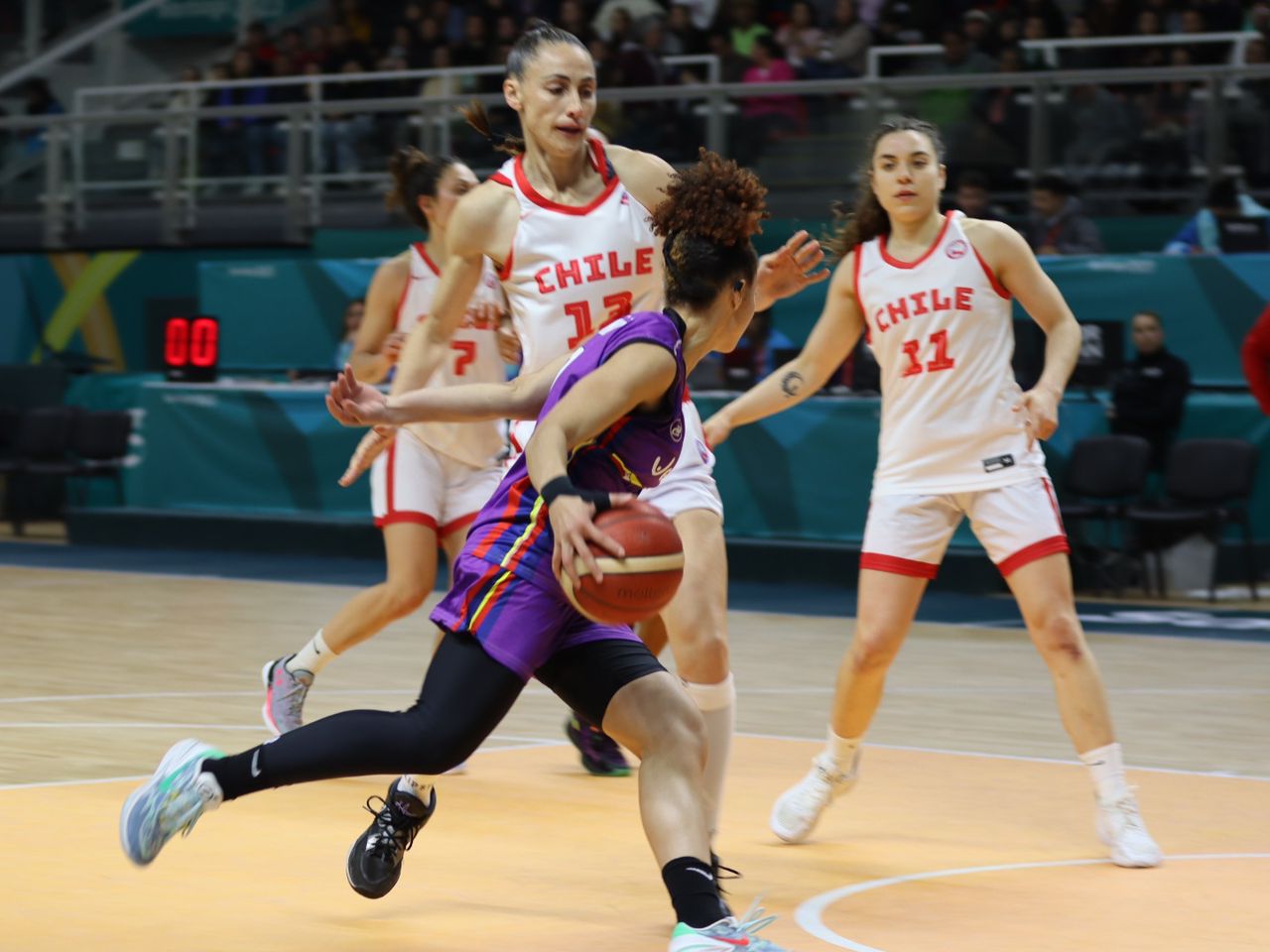 Venezuela se adueña del quinto lugar en el baloncesto