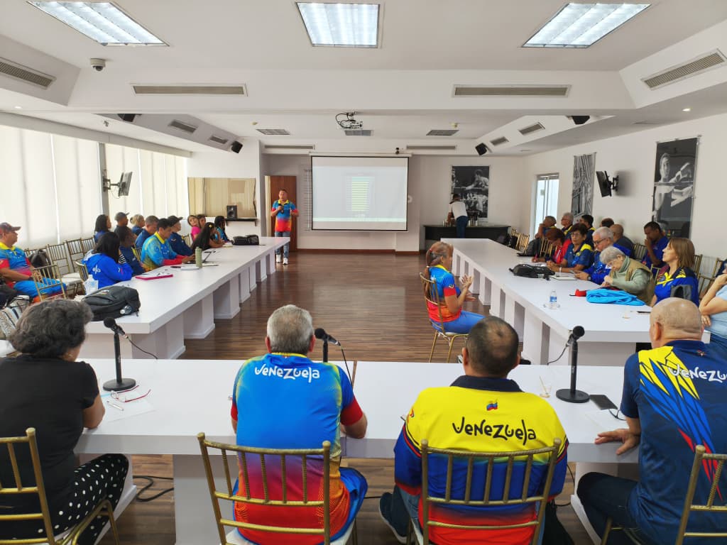 Baloncesto y atletismo sordo ajustan planes