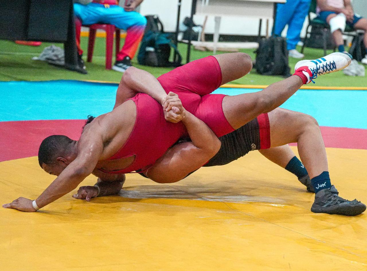 Lucha se adiestra para los Panamericanos