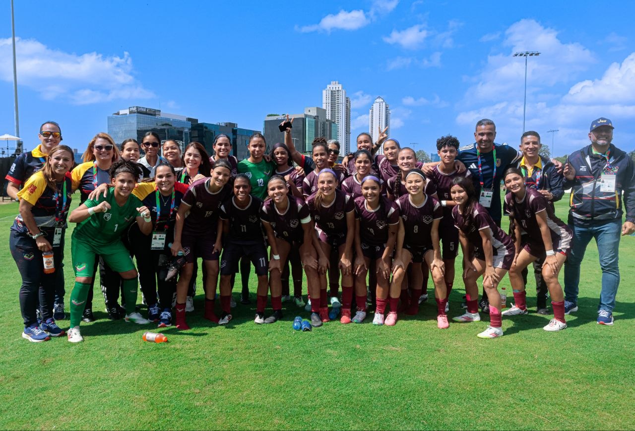 Fútbol femenino inició con triunfo en Panamá
