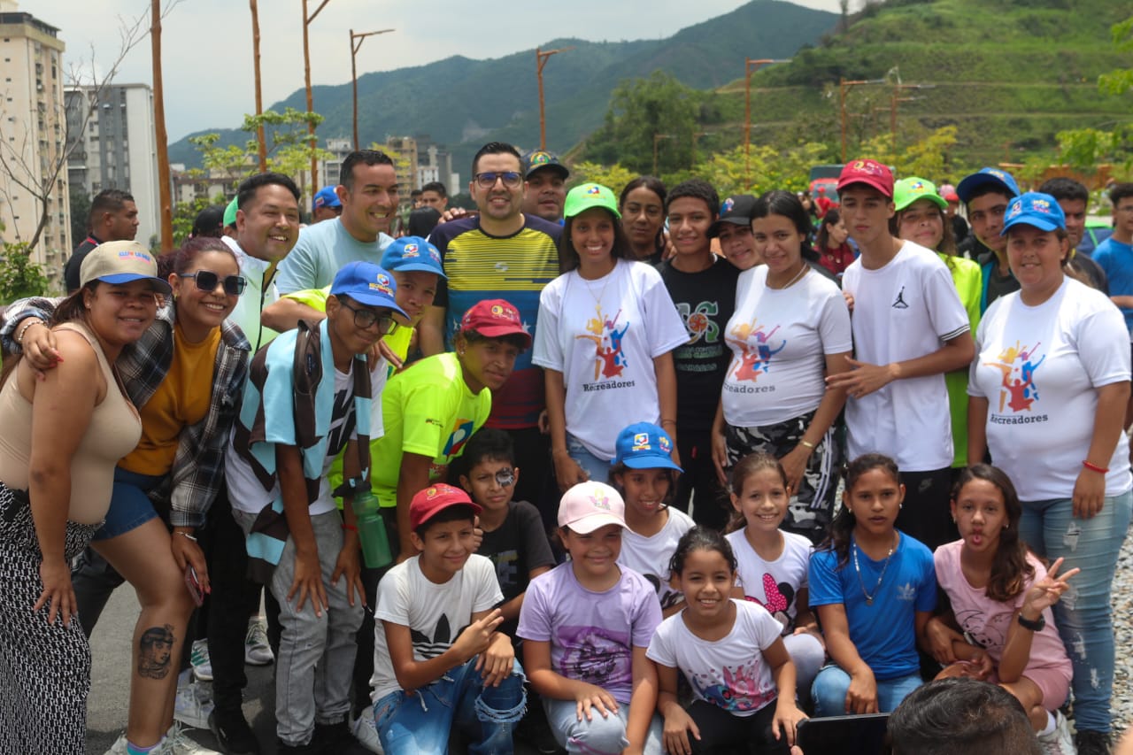 Parque Itagua recibe con entusiasmo el "Mostacho Fest 2024"