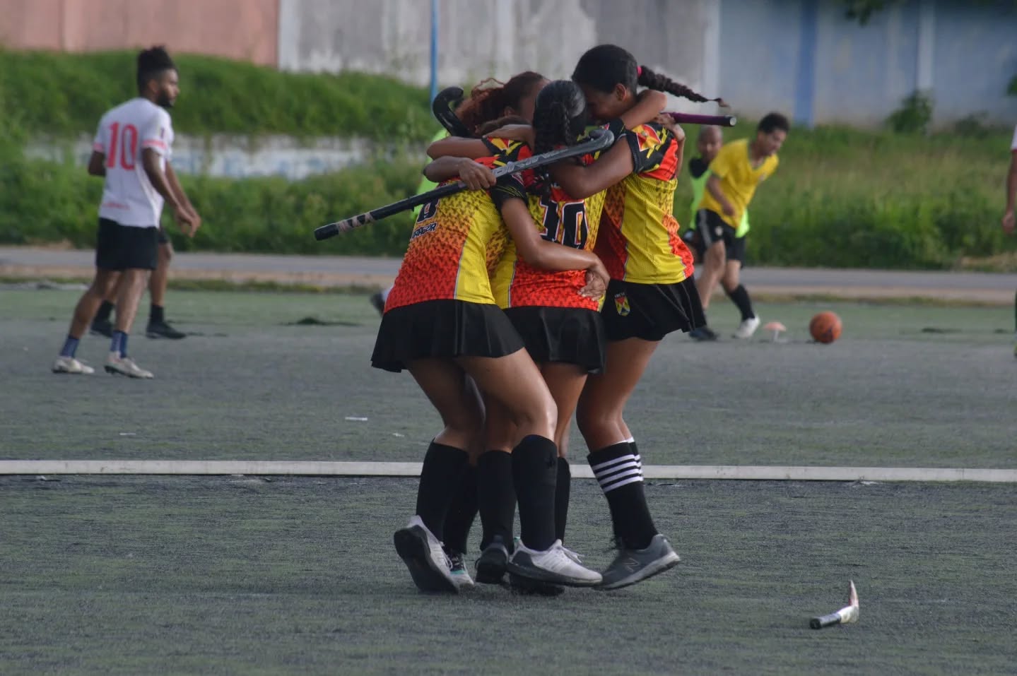Aragua y Lara I dominaron el hockey