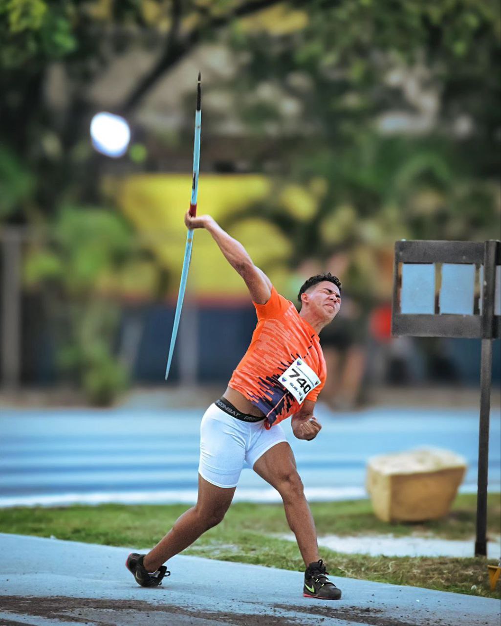 Orlando Fernández lidera ranking sudamericano de la jabalina sub18