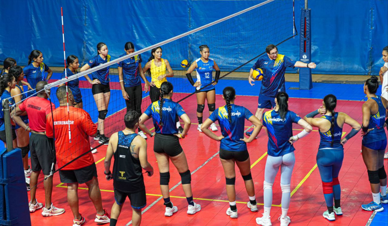 Voleibol femenino en buenas manos