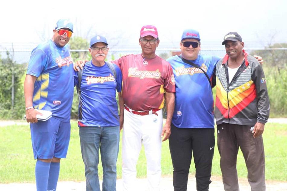 Carlos Silvera lidera Beisbol venezolano U18