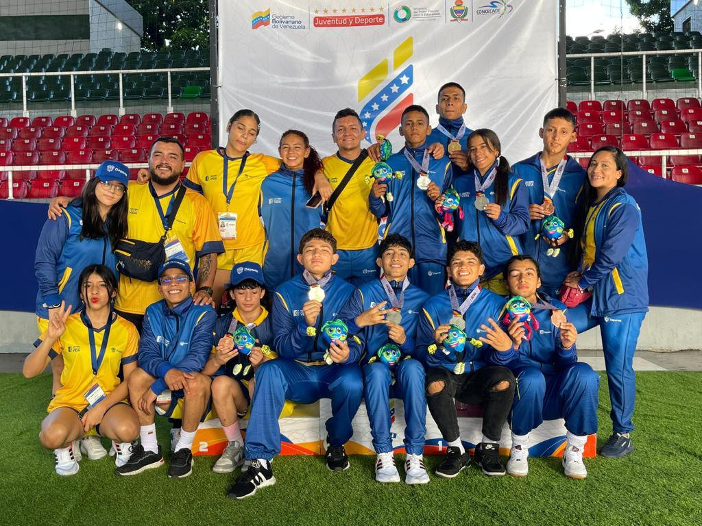 EL SABOR VENEZOLANO DOMINÓ LA LUCHA GRECORROMANA EN LOS CAC ESCOLARES 2023