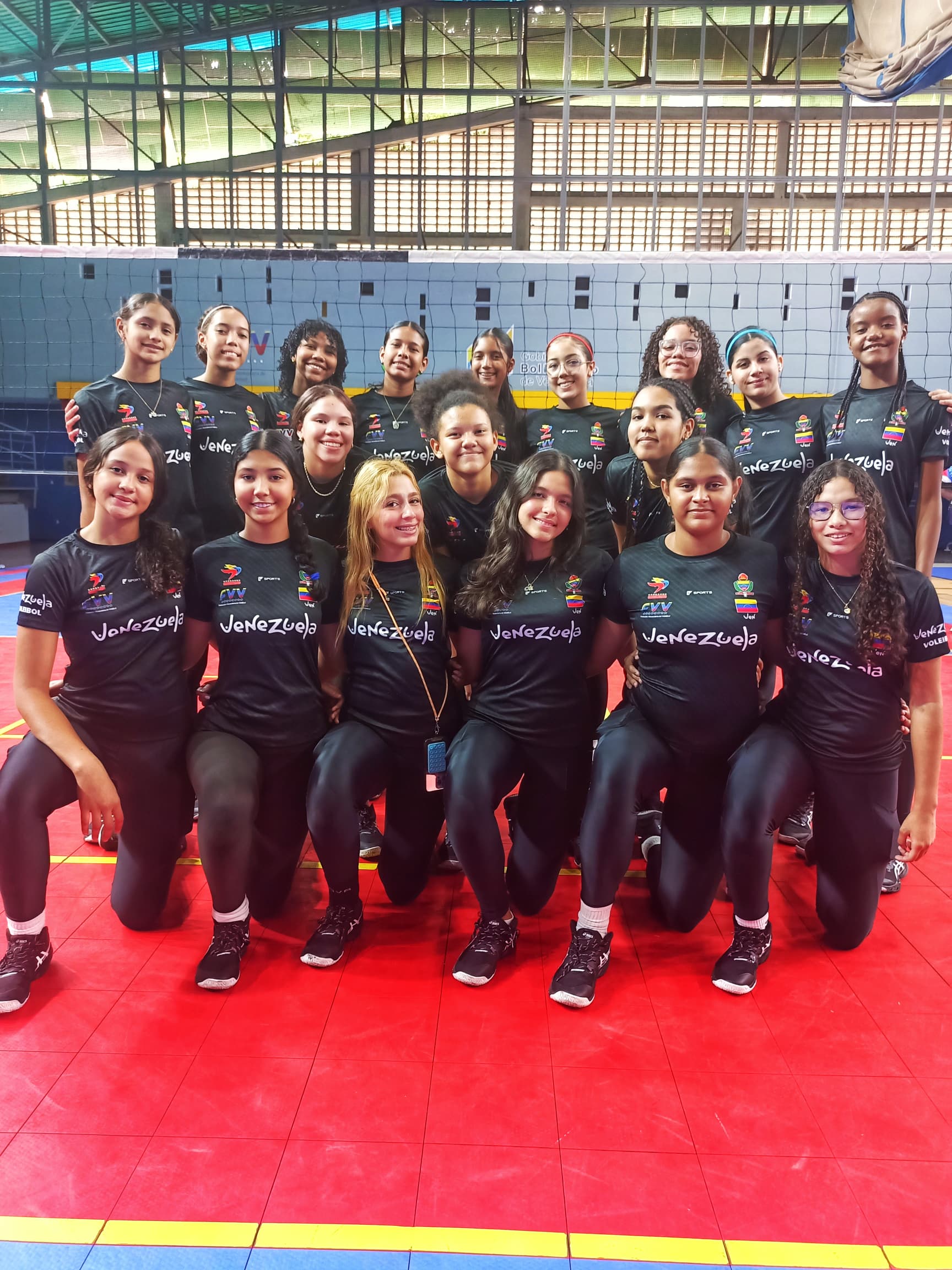 Inicia la concentración permanente de voleibol femenino