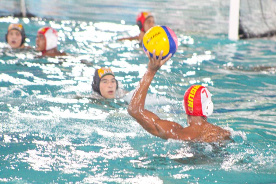 Maracay recibe primera evaluación de waterpolo