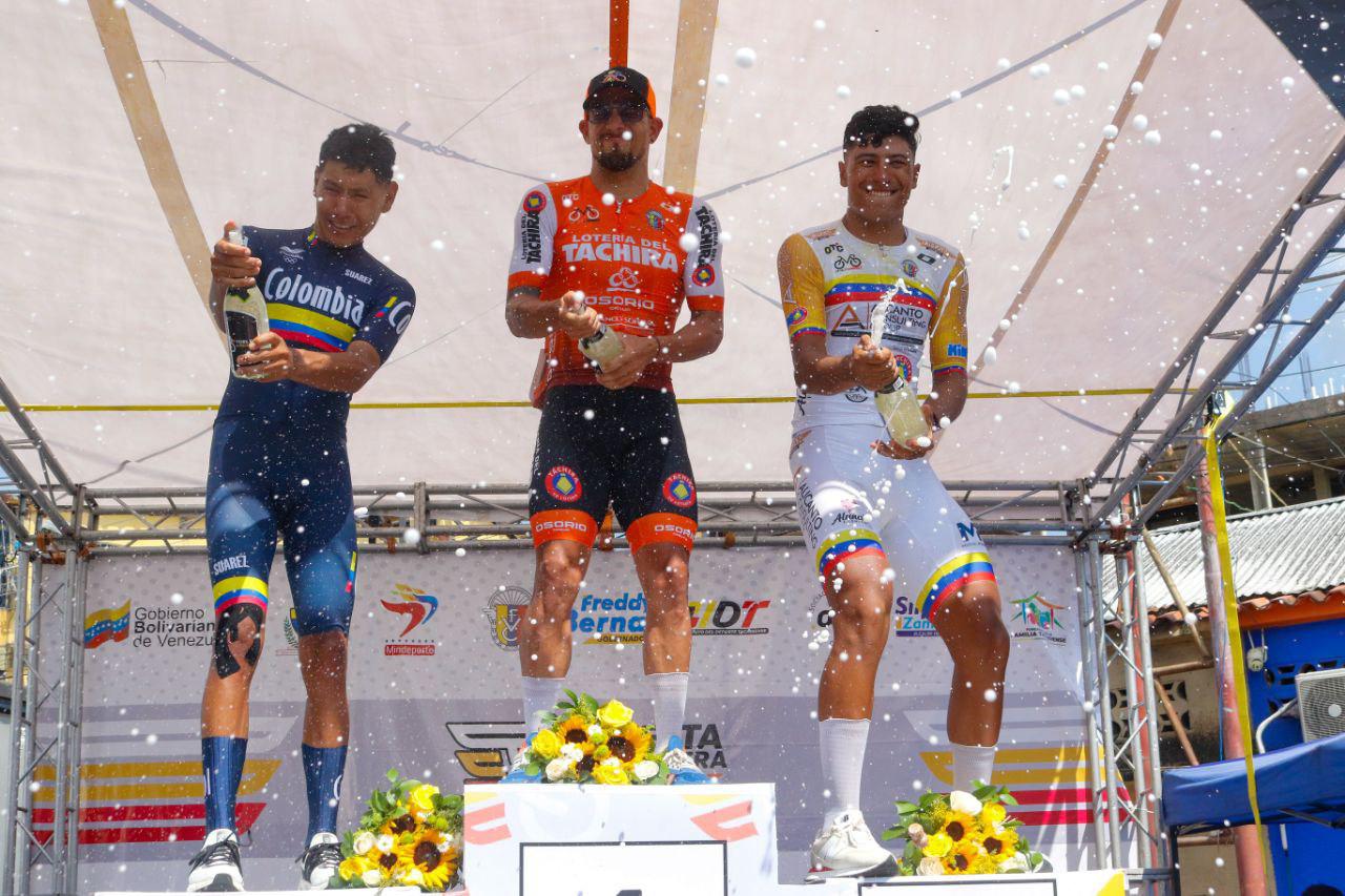 EDWIN TORRES TRIUNFÓ A FUERZA DE FE EN LA SEGUNDA ETAPA DE LA VUELTA AL TÁCHIRA